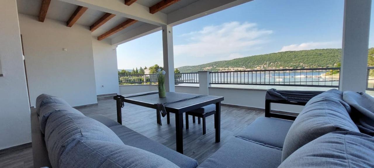 Apartmani Premijer-Rab Supetarska Draga Luaran gambar