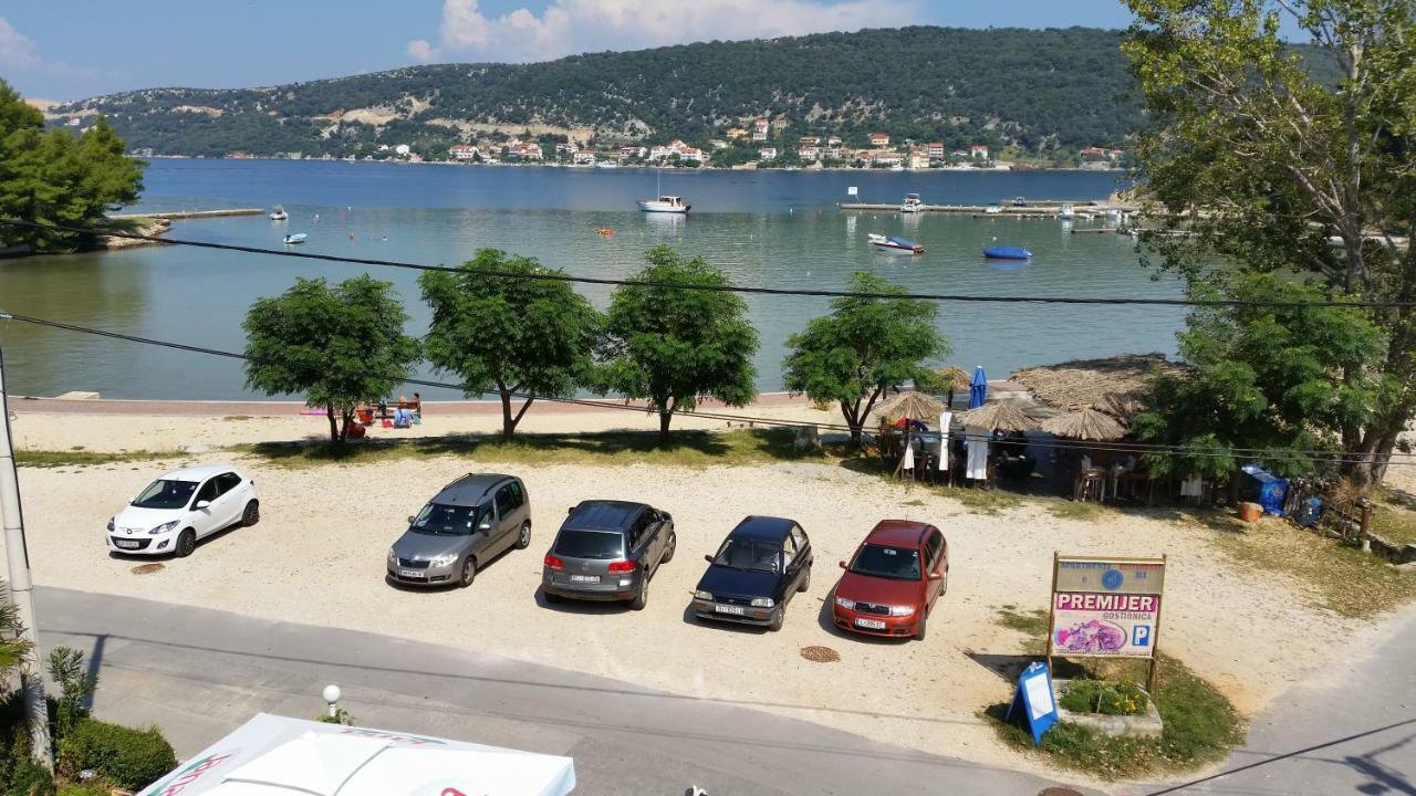 Apartmani Premijer-Rab Supetarska Draga Luaran gambar