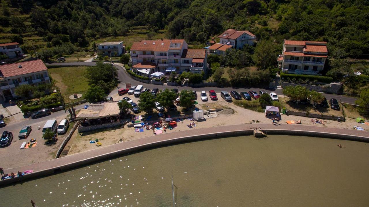 Apartmani Premijer-Rab Supetarska Draga Luaran gambar